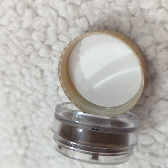 Eye color, Bare Minerals- Magnificent pearl - Picture 2 of 9